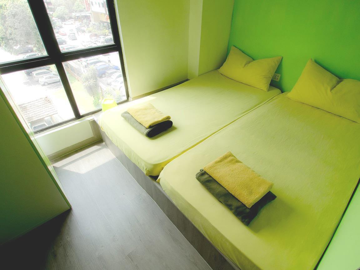 Pods The Backpackers Home&cafe,