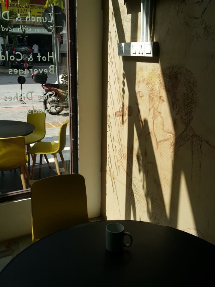 Pods The Backpackers Home&cafe,